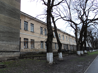 Ставрополь: военный госпиталь Пирогова на ул. Ленина, 320
