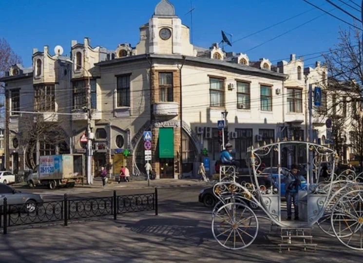 Аптека Байгера в Ставрополе: модерн на проспекте Карла Маркса