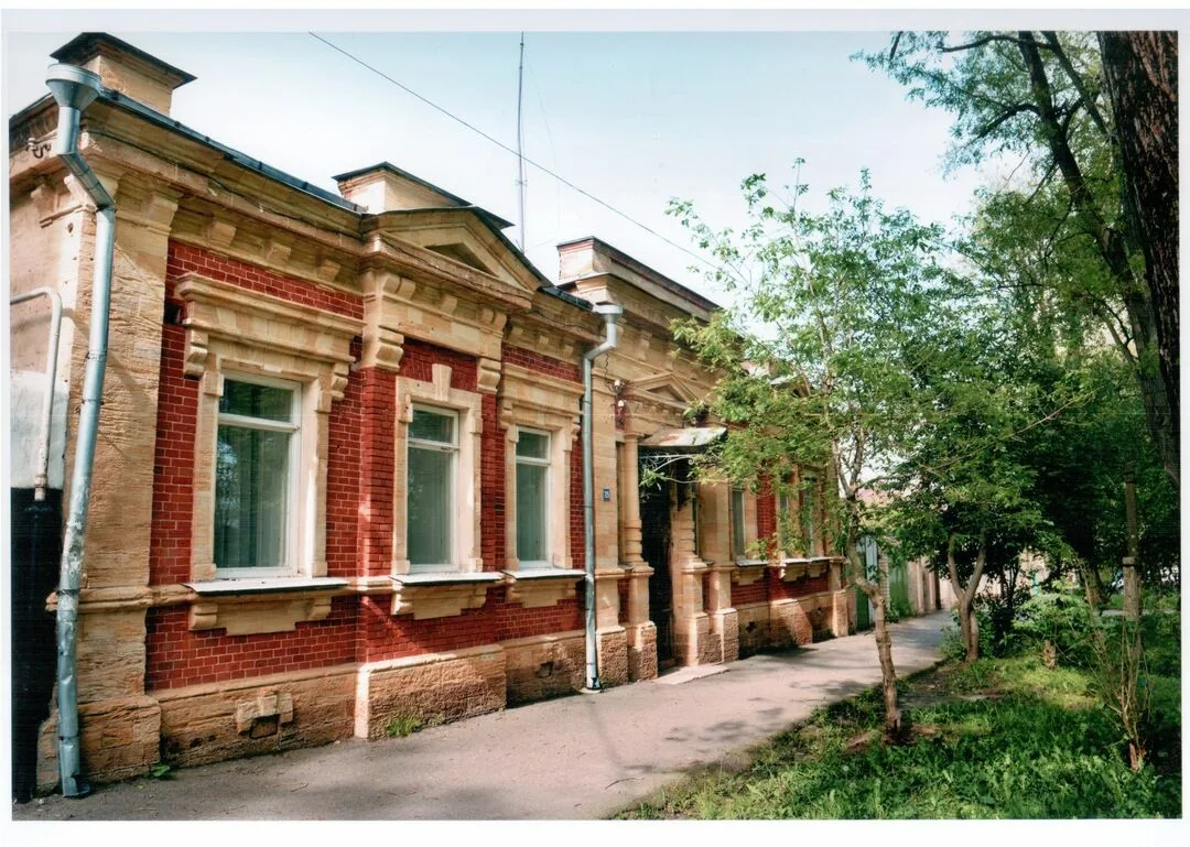 Дом архитектора Кускова в Ставрополе: ул. Комсомольская, 125