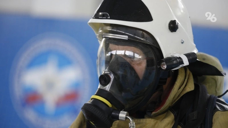 В хуторе Шпаковского округа потушили горящий грузовик