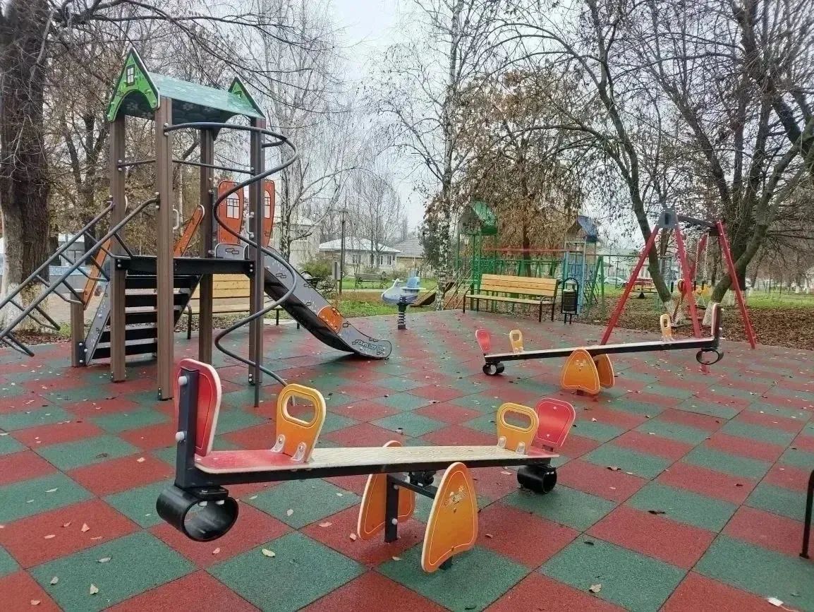 В селе Александровском построят детскую площадку