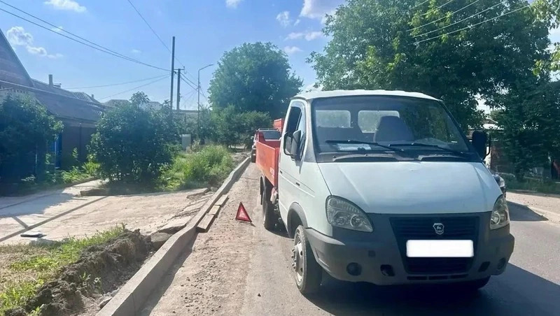 В Минводах водитель «Газели» сбил 15-летнюю девочку
