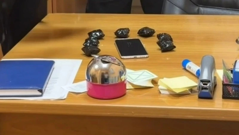 В Ставрополе у 27-летнего мужчины изъяли более 400 капсул с наркотиками