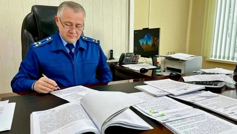 Прокуратура Изобильненского округа оштрафовала ЧОП за незаконное трудоустройство экс‑полицейского