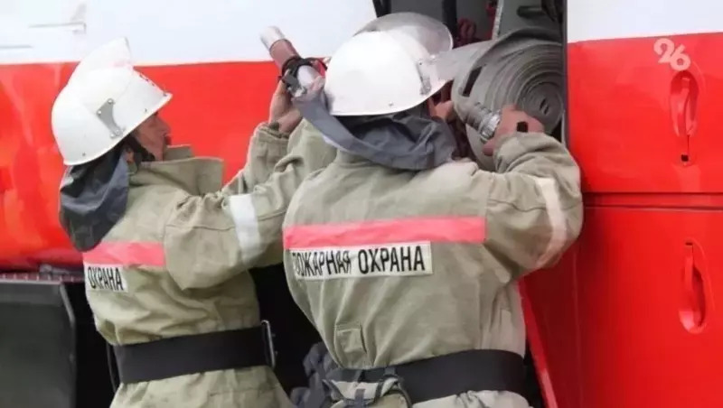 Все экстренные службы работают на месте ЧП в промзоне на севере Ставрополя