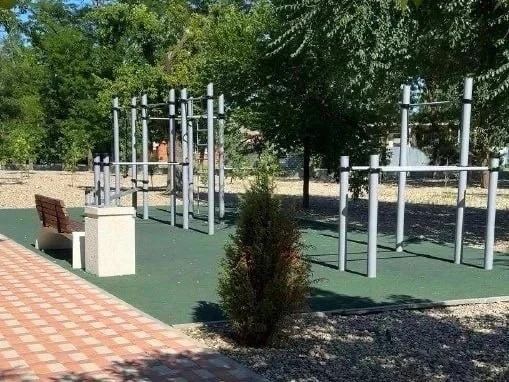 Буденновск: осенью в сквере Лермонтова высадят новые деревья