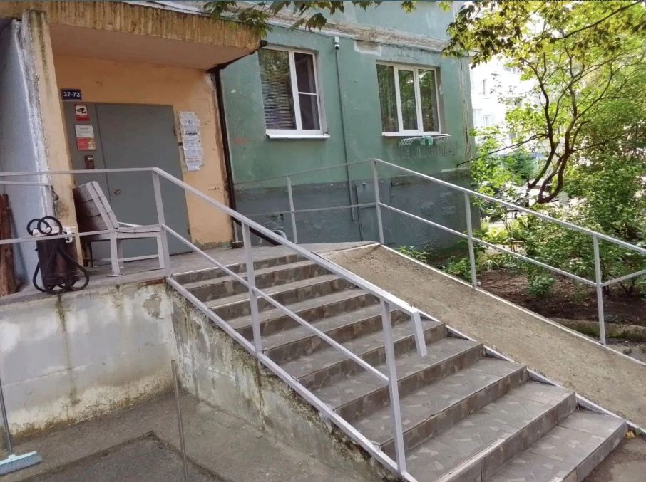 По требованию Госжилинспекции УК восстановила благоустройство в Ставрополе