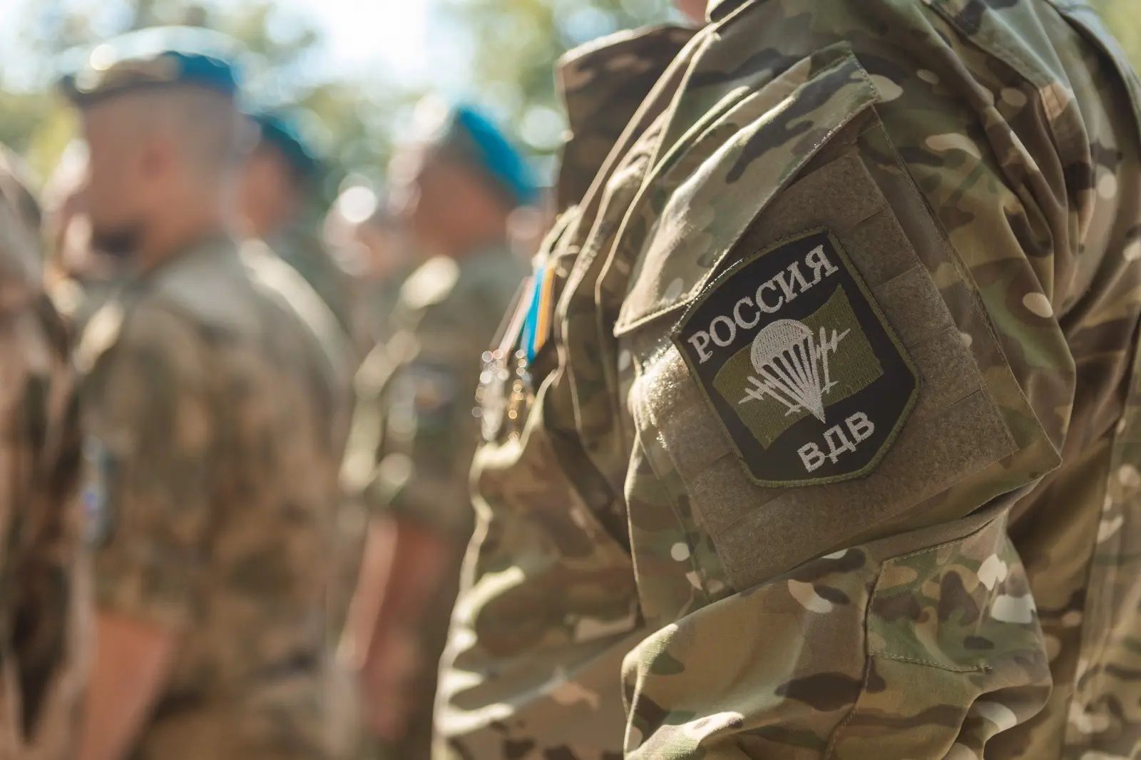 В Пятигорске отметили День ВДВ: возложение цветов и концерт