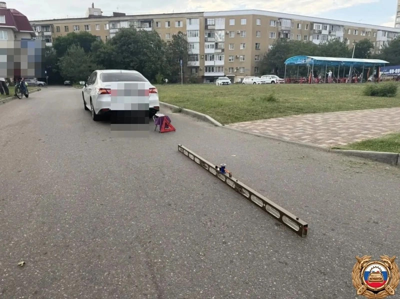 В Ставрополе водитель сбил 17-летнего самокатчика