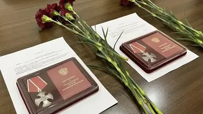 Глава Апанасенковского округа вручил ордена Мужества семьям погибших бойцов СВО