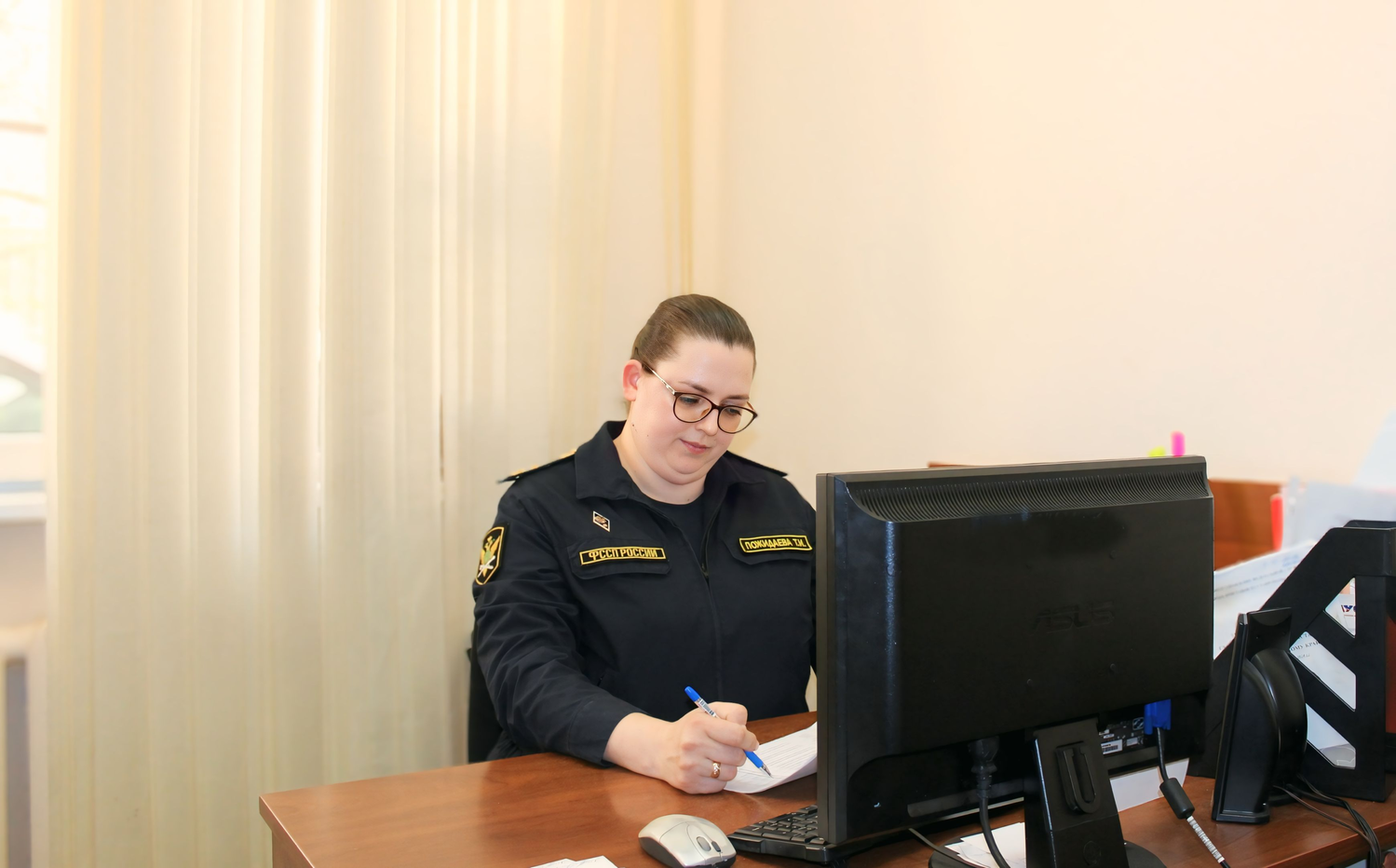 Должница отправилась на принудительные работы