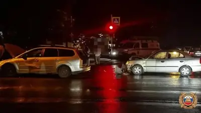 Два пассажира пострадали при столкновении автомобилей в Ставрополе