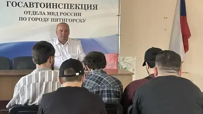 Участников свадебного кортежа, создавших затор танцами, оштрафовали в Пятигорске