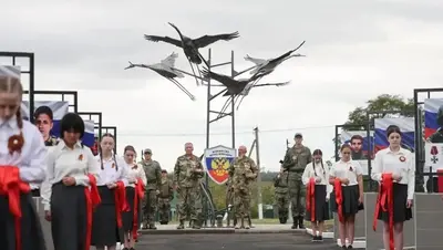 В селе Кочубеевского округа открыли аллею в память о погибших участниках СВО