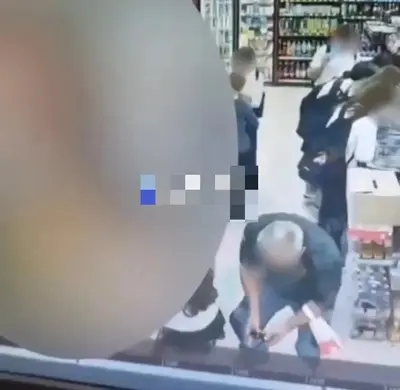 В Предгорном округе задержали мужчину, фотографировавшего школьницу