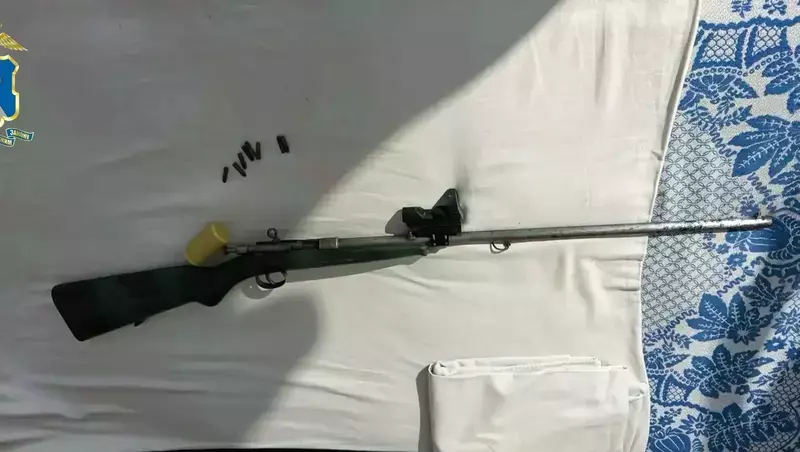 Полицейские изъяли у жителя Петровского округа огнестрельное оружие и патроны