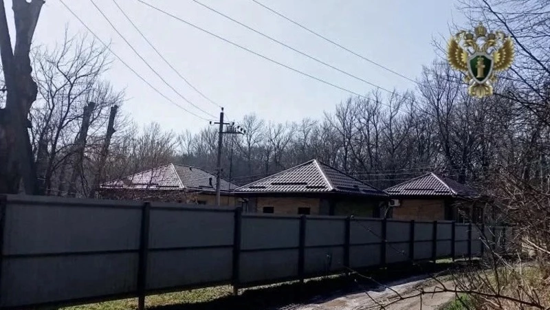В Кочубеевском округе снесли базы отдыха по требованию прокуратуры