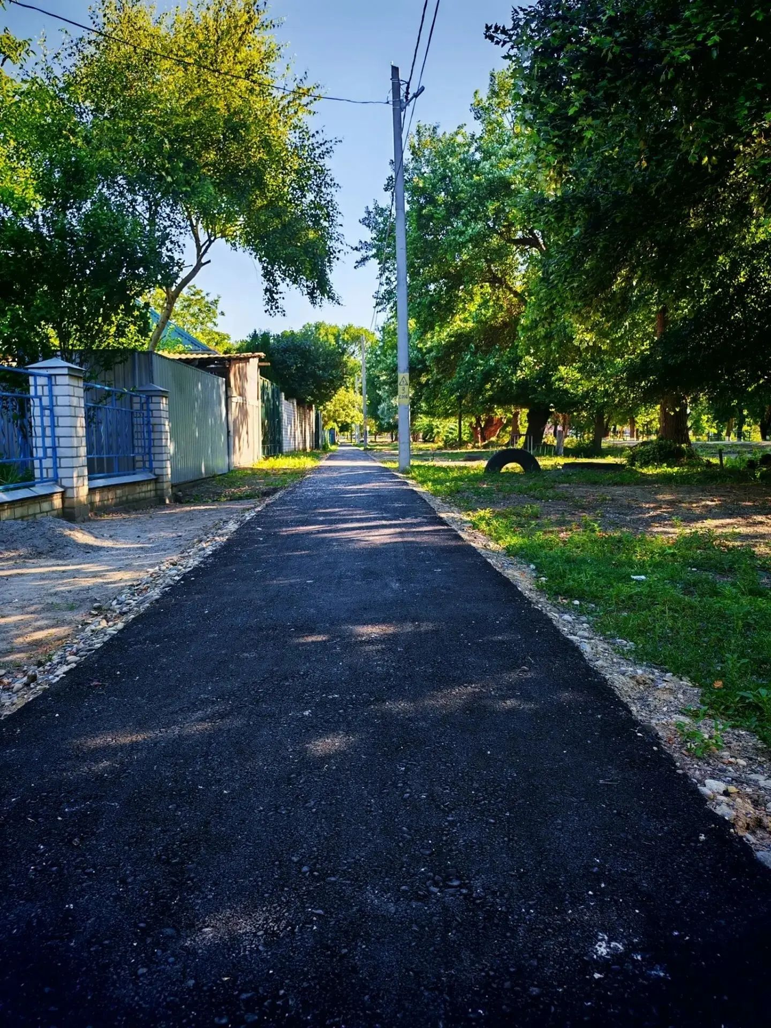 В селе Урожайном (Левокумский округ) отремонтируют тротуар в 2027 году