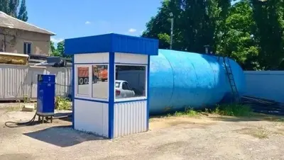 Незаконную АЗС в Ставрополе демонтируют по требованию прокуратуры