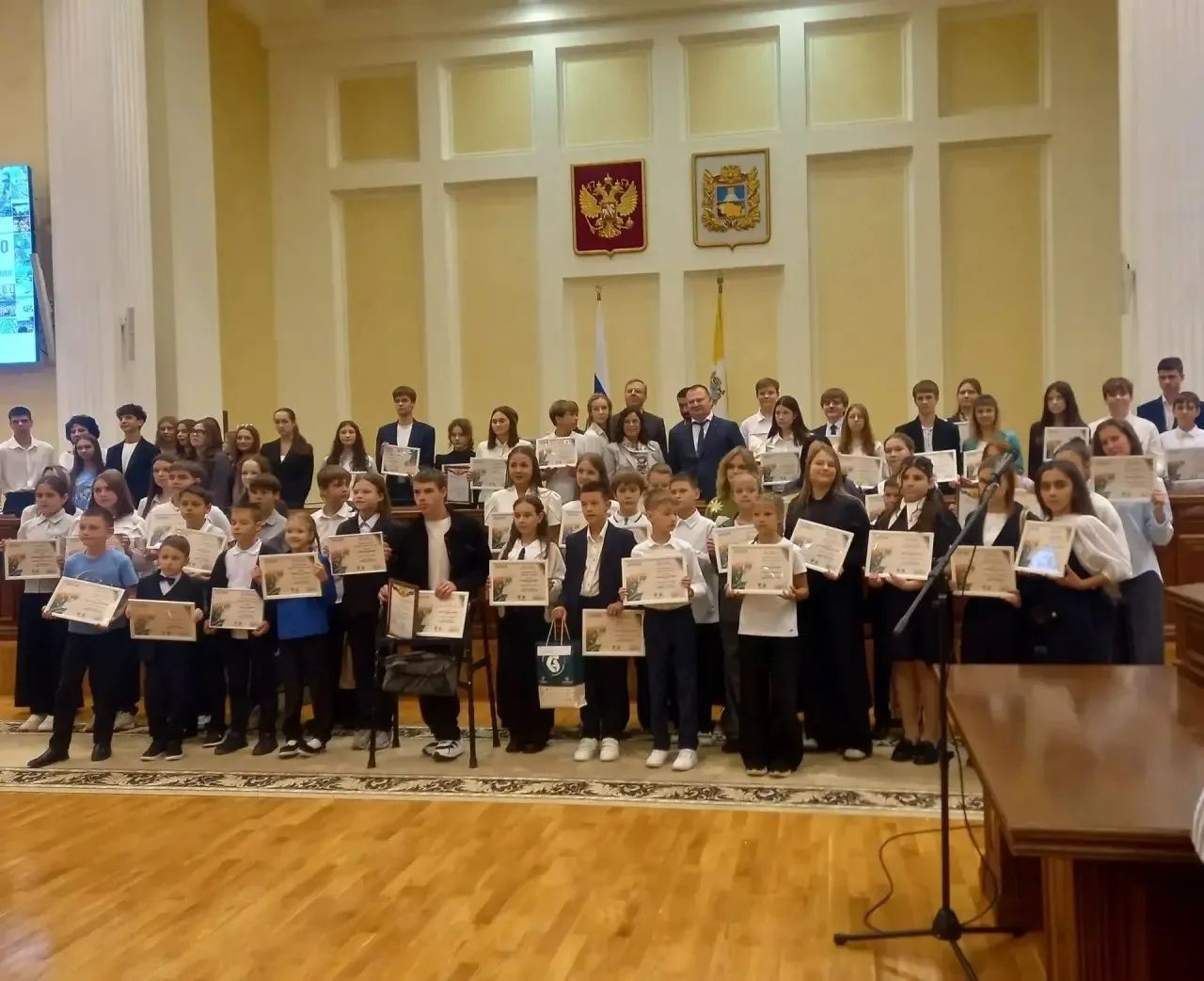 Церемония награждения победителей и призёров VI сезона Международной детско-юношеской премии «Экология — дело каждого»