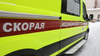 На железнодорожном переезде в Ессентуках электричка сбила человека