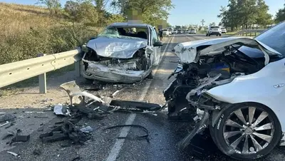 Водитель Kia вылетел на встречную полосу и погиб в лобовом ударе на Ставрополье