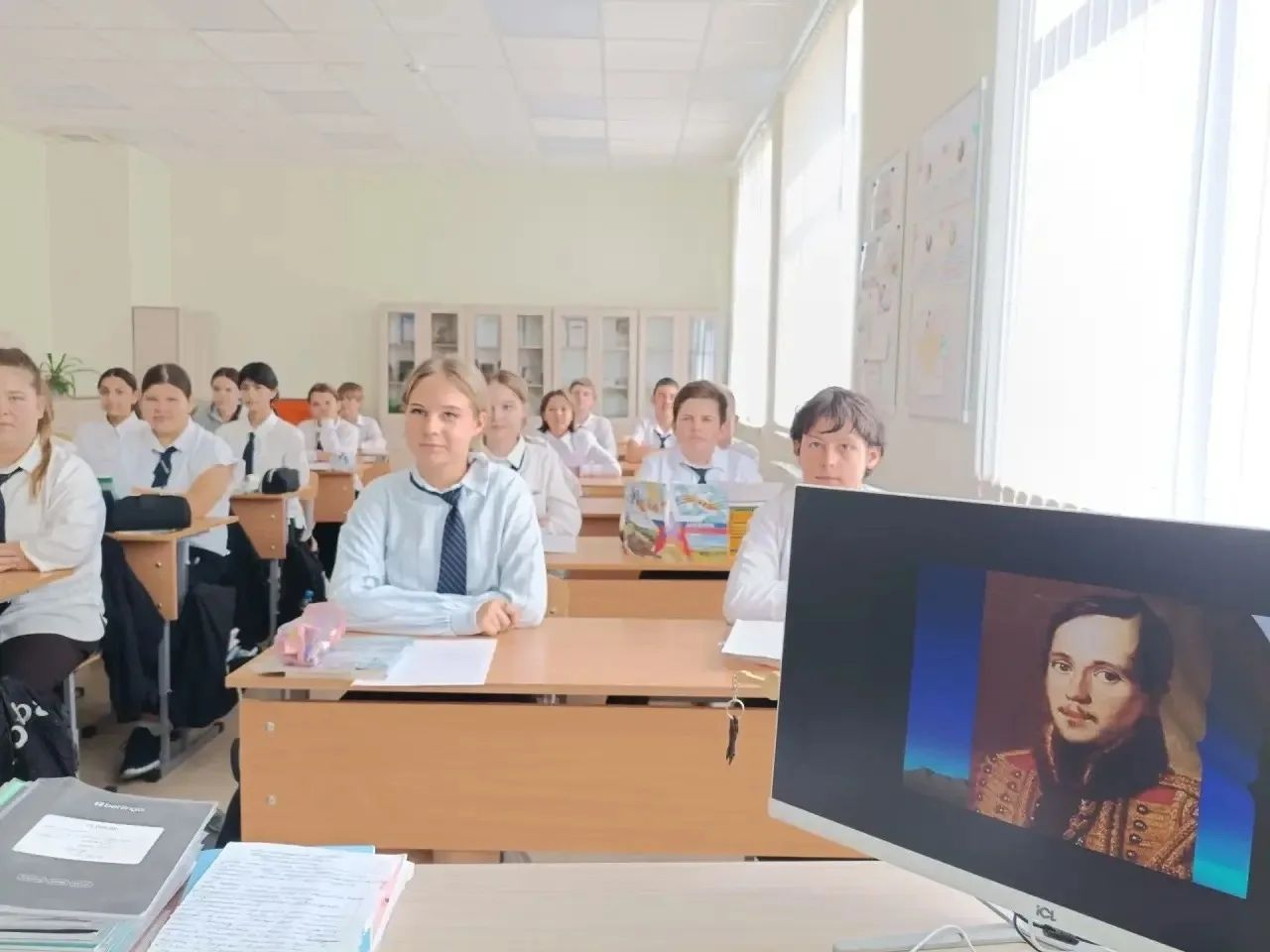 В Михайловске в 7 «Б» прошёл урок ко дню рождения Лермонтова