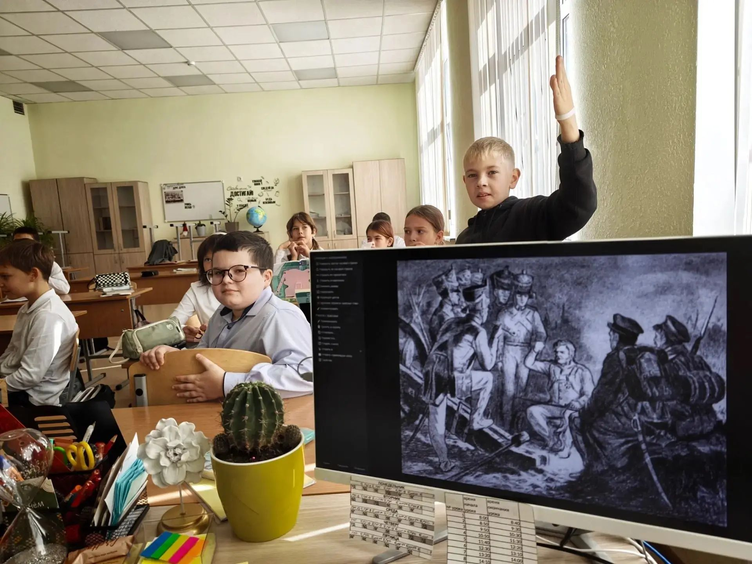 Квест по Лермонтову в Михайловске: 5 «Е» класс изучил «Бородино»