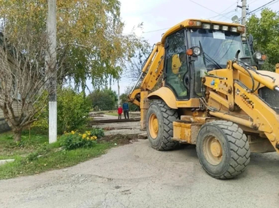 Ремонт улицы Первомайской в селе Новоселицком: дорога обновится