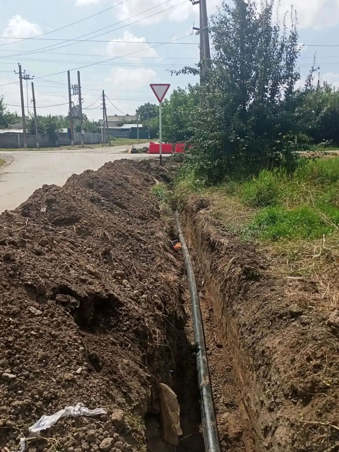 В селе Донском Труновского округа завершают замену водопровода