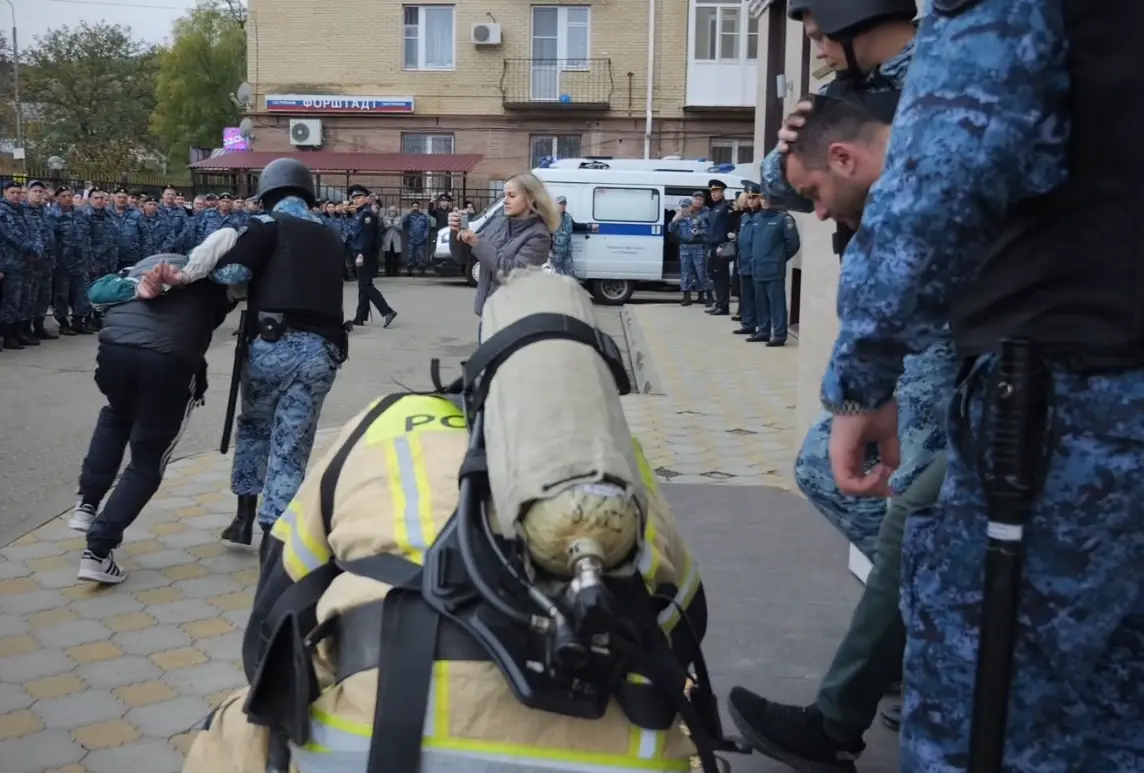 Ставропольские судебные приставы провели учения в суде