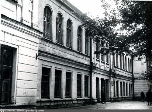 Вид здания школы № 1 после восстановления
