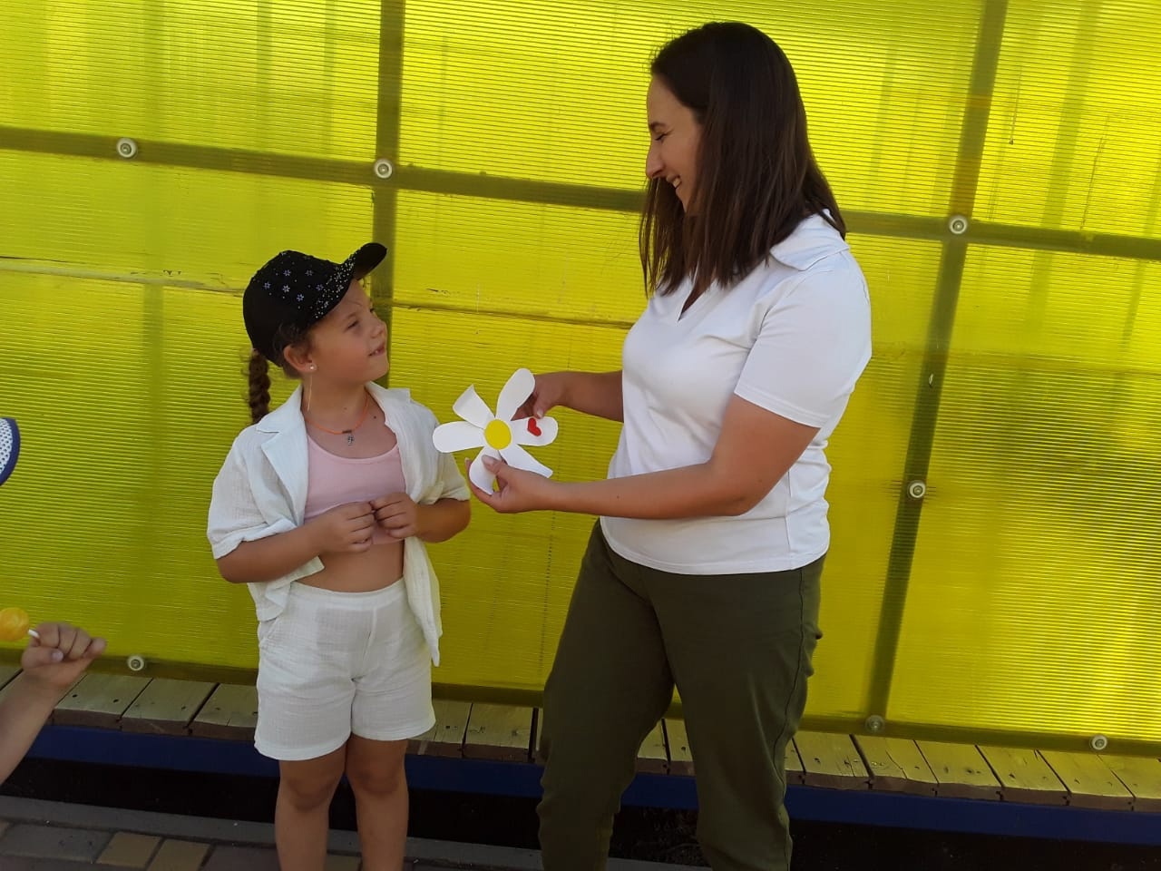 8 июля в  МБДОУ Детский сад №31 прошла акция «Подари ромашку»